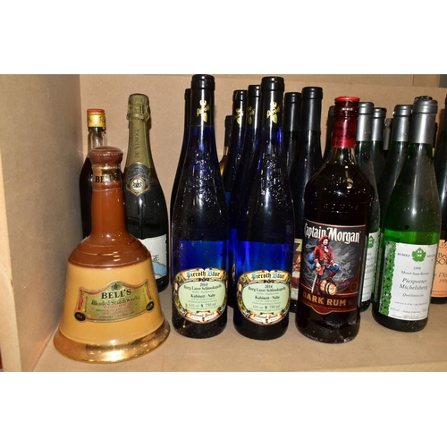 440 - WINE, twenty-nine bottles of White or Rose Wine, two bottles of blended Whisky (Wm. Grant and a Bell... 