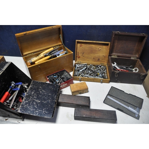 1068 - A COLLECTION OF VINTAGE TOOLS to include a wooden box containing a quantity of chisels and screwdriv... 