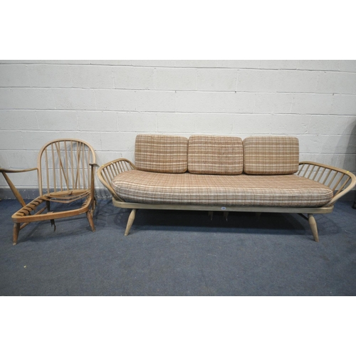 1201 - LUCIAN ERCOLANI FOR ERCOL, A MODEL 355 STUDIO COUCH, with original cushions, length 207cm x depth 79... 