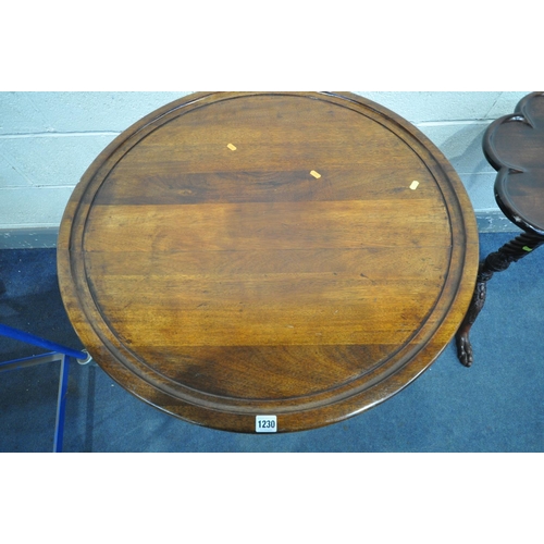 1230 - A REPRODUCTION HARDWOOD CIRCULAR DISH TOP TILT TOP TRIPOD TABLE, with a bird cage support, turned pl... 