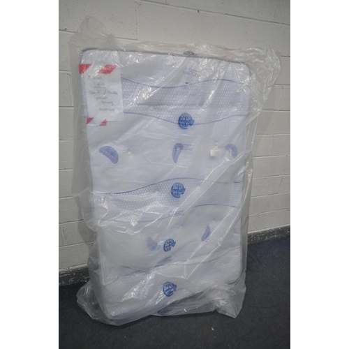 1407 - A SAREER MATRAH 4FT6 POCKET SPRUNG MATTRESS