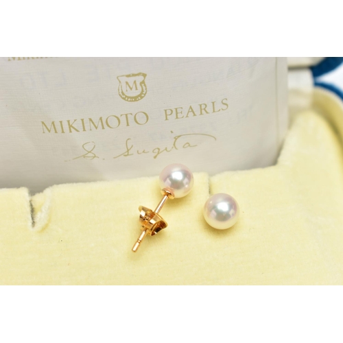 47 - A SELECTION OF STUD EARRINGS, to include a pair of 9ct yellow gold, single cut diamond cluster stud ... 