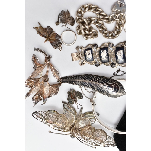 65 - A SELECTION OF SILVER AND WHITE METAL JEWELLERY, to include a silver hinged bangle, hallmarked Chest... 