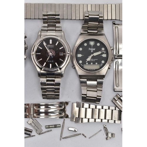 66 - THREE GENTS WRISTWATCHES, WATCH BRACELETS AND EXTRA LINKS, to include a gents 'Seiko Quartz', round ... 