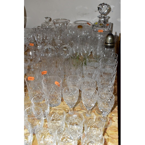 319 - A QUANTITY OF CUT CRYSTAL AND OTHER GLASS WARES, approximately eighty pieces, to include a Royal Bri... 