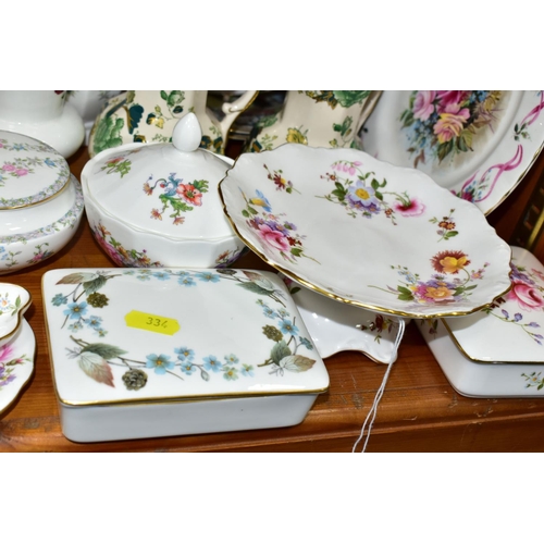 334 - A GROUP OF ASSORTED CERAMICS, comprising six Royal Albert 'Lady Hamilton' pattern tea cups (marked a... 