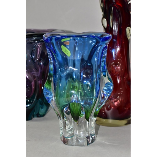 337 - FIVE PIECES OF STUDIO GLASS, comprising a purple and aqua Murano vase, a small green Chribska Cat's ... 