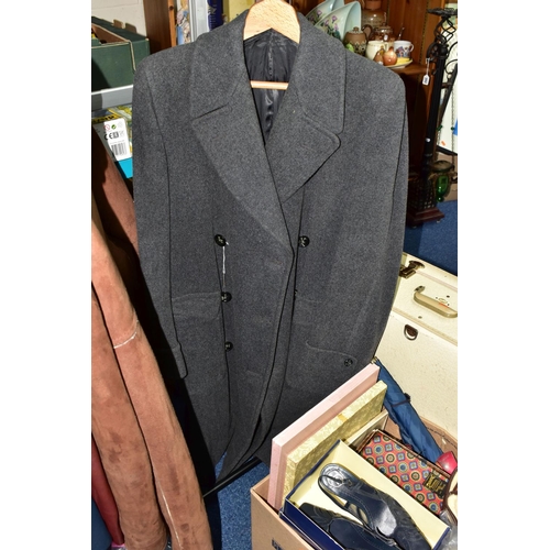 395 - A GROUP OF VINTAGE CLOTHING comprising a ladies blue leather mid length jacket, a men's oxblood leat... 