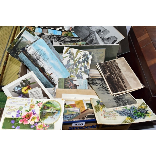 420 - A BOX OF GREETINGS CARDS AND TOPOGRAPHICAL POSTCARDS, most appear to date from the 1920s and 1930s, ... 