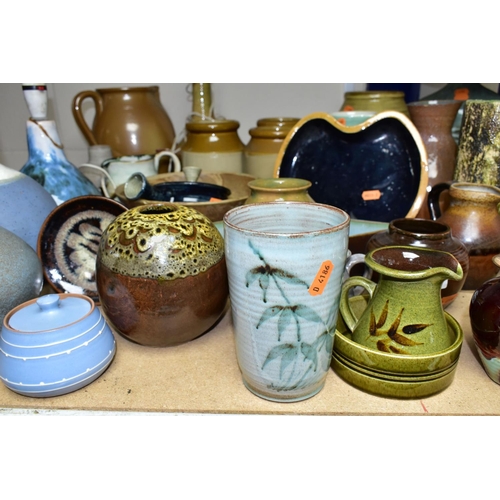 507 - A QUANTITY OF STUDIO POTTERY, LAMPS AND SALT GLAZED JARS, to include Ewweny Pottery comprising a sma... 