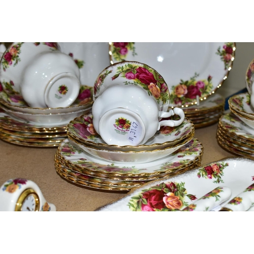 524 - A GROUP OF ROYAL ALBERT 'OLD COUNTRY ROSES' PATTERN TEA WARES, comprising one rectangle sandwich pla... 