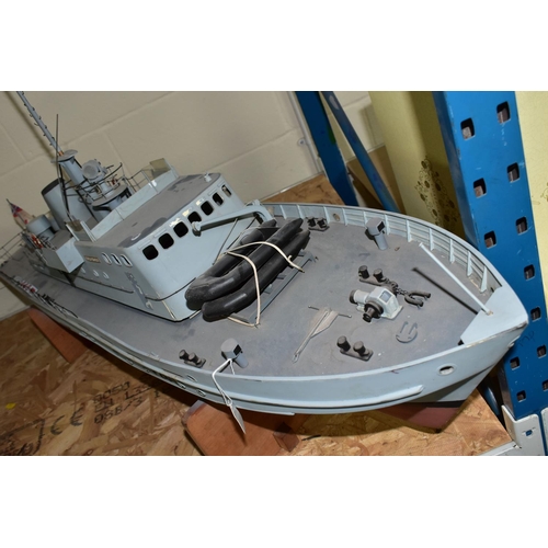 549 - A RADIO CONTROL MODEL BOAT 'HMS KINGFISHER' P260, of fibreglass, wood and plastic construction, fitt... 