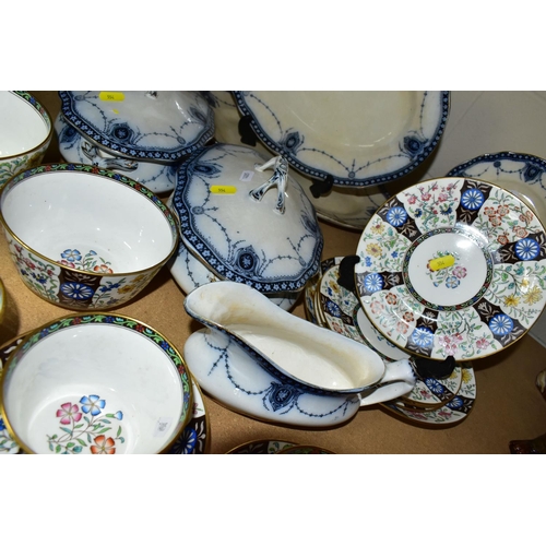 554 - A GROUP OF EARLY MINTON TEAWARES AND FLOW BLUE DINNERWARE, comprising Minton G4952 floral pattern wi... 