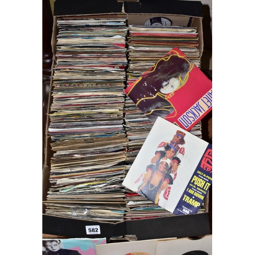 582 - A BOX OF APPROXIMATELY FOUR HUNDRED AND FIFTY VINYL SINGLES, plain and picture sleeves, artists to i... 