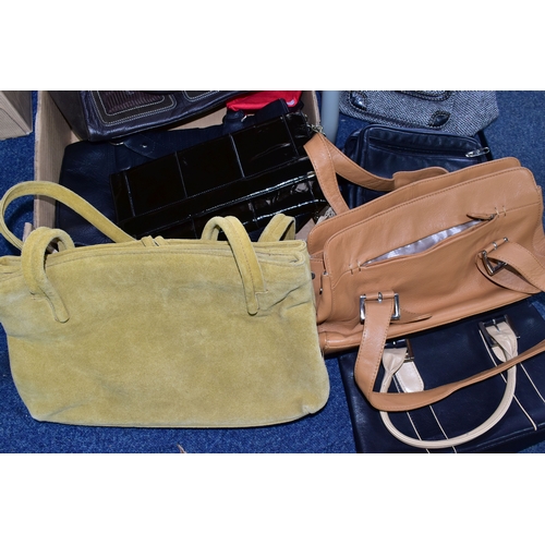 469 - A BOX AND LOOSE HANDBAGS AND BRIEFCASES ETC, brands include Tommy & Kate, Joshua Taylor, Billy Bag, ... 