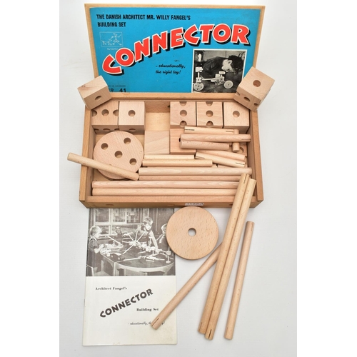 1126A - A CHILDS 1950'S WILLY FANGEL'S No41 CONNECTOR WOODEN CONSTRUCTION KIT, conceived by a Danish archite... 