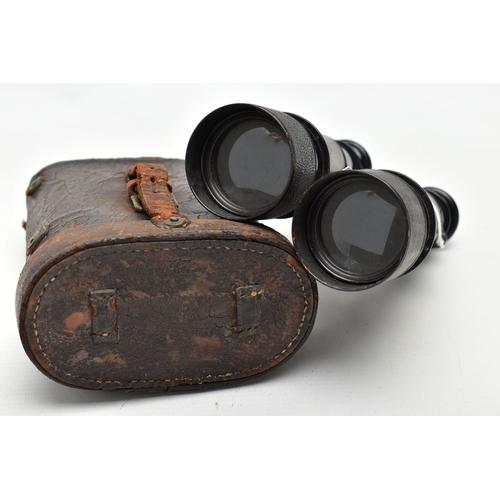 1128A - A PAIR OF WW1 BRITISH MILITARY ISSUE BINOCULARS ENGRAVED WITH A BROAD ARROW, also engraved with numb... 