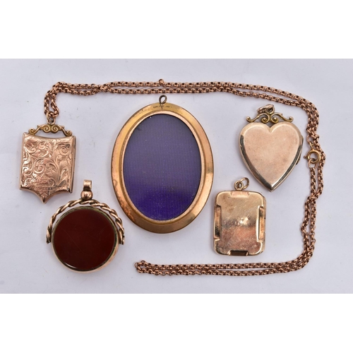 15 - A SELECTION OF JEWELLERY, to include a 9ct gold swivel fob, of a circular design set with bloodstone... 