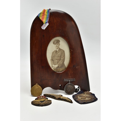 91 - A GROUP OF WWI MEDALS, together with other Insignia relating to the Service of an RAF Officer, from ... 