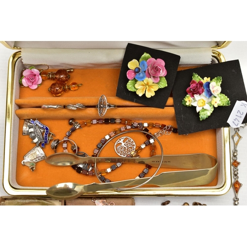 95 - A BOX OF WHITE METAL JEWELLERY AND MEDALS, to include a pair of copal amber stud earrings, a copal a... 