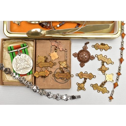 95 - A BOX OF WHITE METAL JEWELLERY AND MEDALS, to include a pair of copal amber stud earrings, a copal a... 