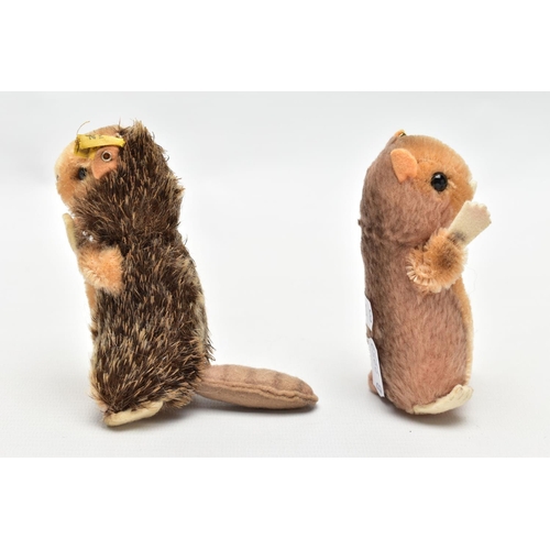 980A - TWO STEIFF POST-WAR TOYS, comprising a beaver and a hamster, the beaver with partial yellow tag and ... 