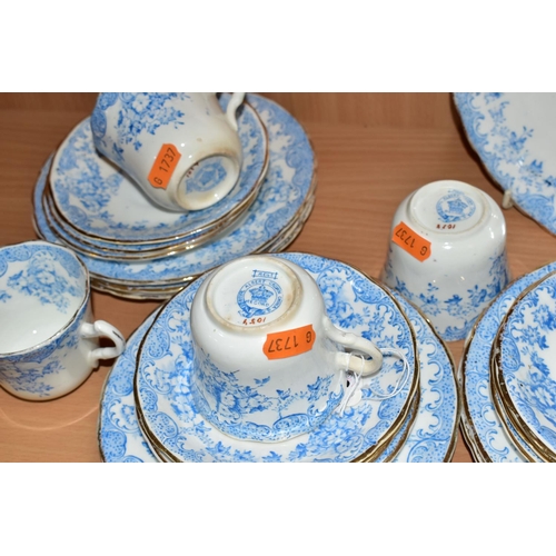 314 - A TWENTY SIX PIECE EDWARDIAN ROYAL ALBERT CROWN CHINA PART TEA SET, in the 'Record' pattern, compris... 