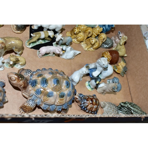 331 - A BOX OF WADE WHIMSIES, GLASS LAMP WORK ANIMALS AND SIMILAR ANIMAL FIGURES, to include Wade Walt Dis... 