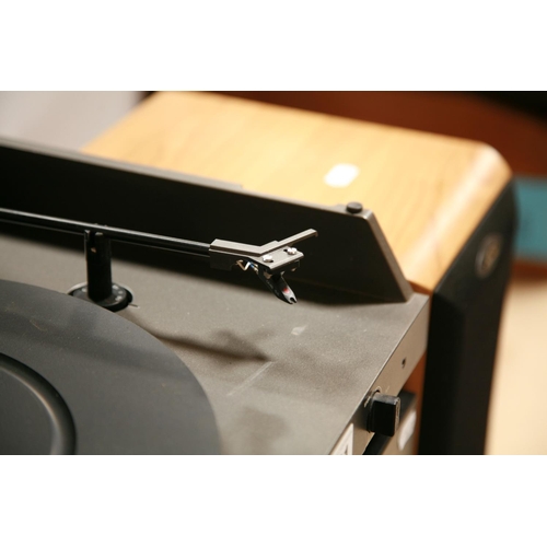 911 - A NAD 5120 TURNTABLE fitted with an Ortofon OMB 5E cartridge, a Sony TA-FB920R Amplifier, a Sony CDP... 