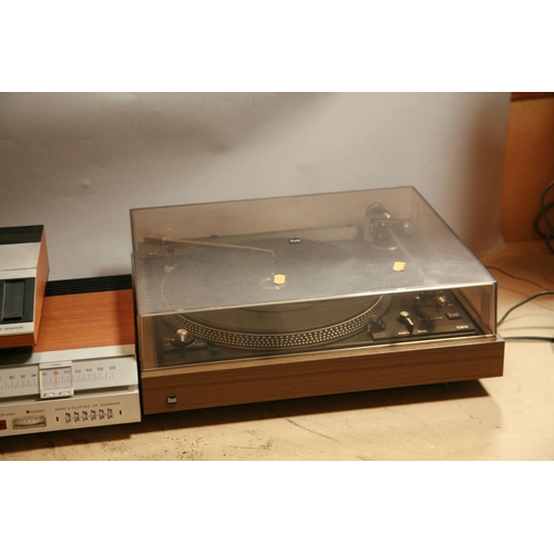 930 - A BANG AND OLUFSEN BEOMASTER 4400, a Beocord 1900 and a Dual 522 Turntable ( all PAT fail due to uni... 