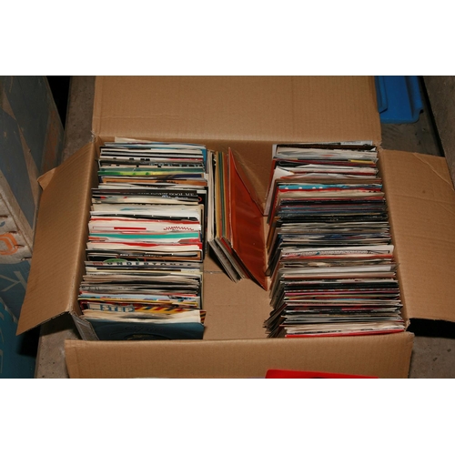 996 - A TRAY CONTAINING OVER THREE HUNDRED 7in SINGLES including a number by The Jam, a number on the Two ... 