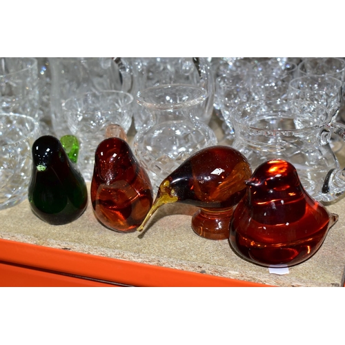 430 - A QUANTITY OF CUT CRYSTAL AND COLOURED GLASSWARE, comprising four boxed avocado dishes designed by F... 