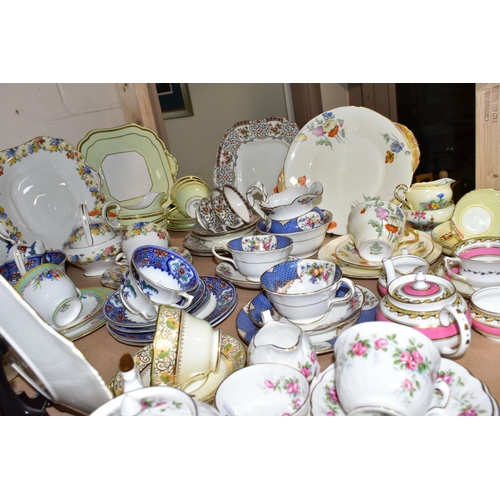 479 - A SELECTION OF AYNSLEY TEA WARES ETC, to include Grotto Rose tea for two, 4145 pattern tea for one, ... 