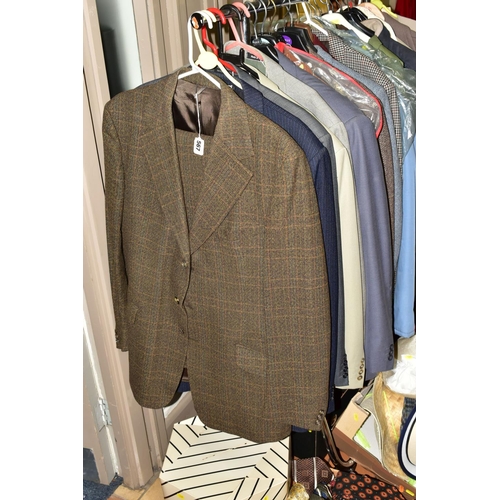 567 - A RAIL OF TWENTY SEVEN ITEMS OF MEN'S CLOTHING, TIES AND BELTS, to include a vintage John Collier br... 