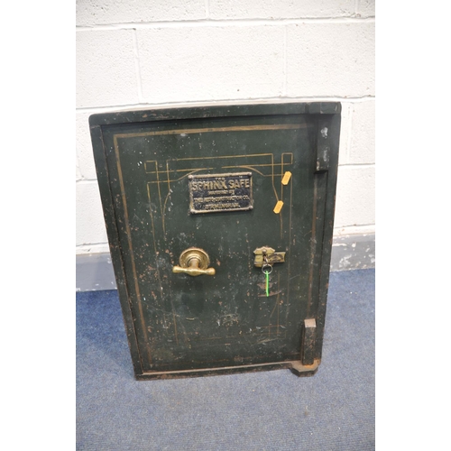 1055 - A VINTAGE SAFE branded with The Sphinx Safe - manufactured by the Auto construction co Birmingham, w... 