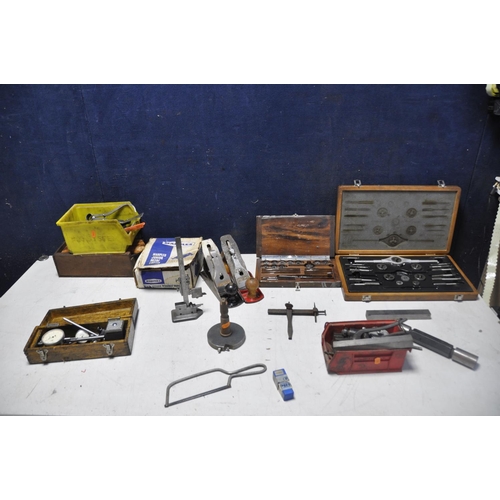 1057 - A COLLECTION OF VINTAGE TOOLS to include two cased tap and die sets, Stanley bailey No4 plane, Acorn... 