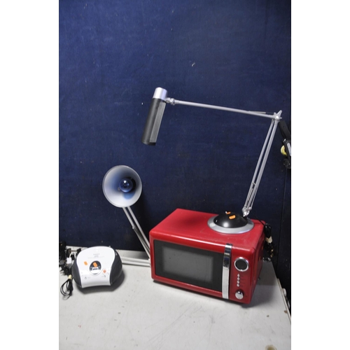 1058 - A COLLECTION OF ELECTRICAL ITEMS to include two unbranded angled lamps, Wilko microwave, Lenco porta... 