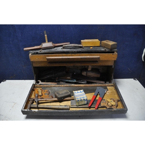 1062 - A BESPOKE WOODEN TOOLCHEST to include vintage tools, saws, drillbits, hammers, Marples chisels, plan... 