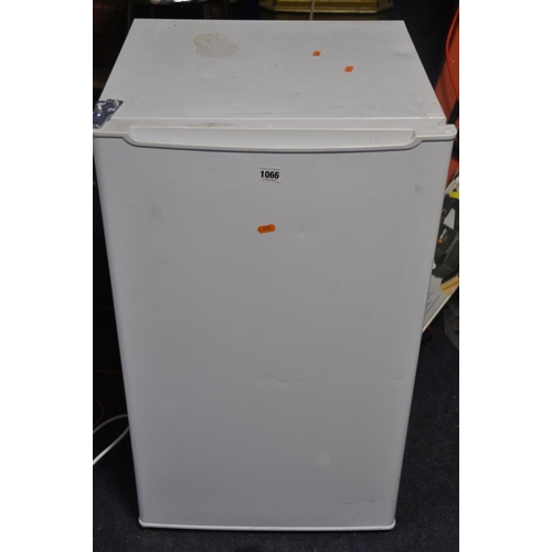 1066 - A CURRYS ESSENTIALS CUF5W18 UNDERCOUNTER FREEZER measuring width 50cm x depth 50cm x height 84cm (PA... 