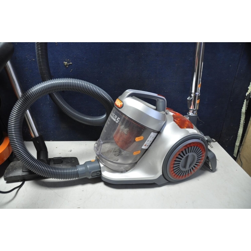 1104 - A VAX 121 VACUUM CLEANER some damage to pipe along with a Vax C88-P5-B vacuum cleaner (both UNTESTED... 