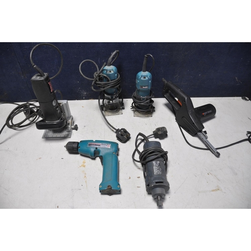 1117 - A COLLECTION OF POWERTOOLS to include two Makita 3708F trimmer router, Black and Decker BD290 sander... 