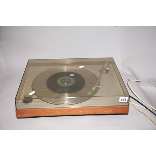 898 - A BANG AND OLUFSEN BEOFRAM 1202 TURNTABLE ( PAT pass and working) Condition is very good no cracks o... 