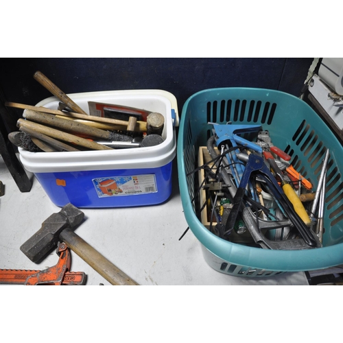 1072 - A SELECTION OF TOOLS to include a tub of hammers, basket containing various tools comprising chisels... 