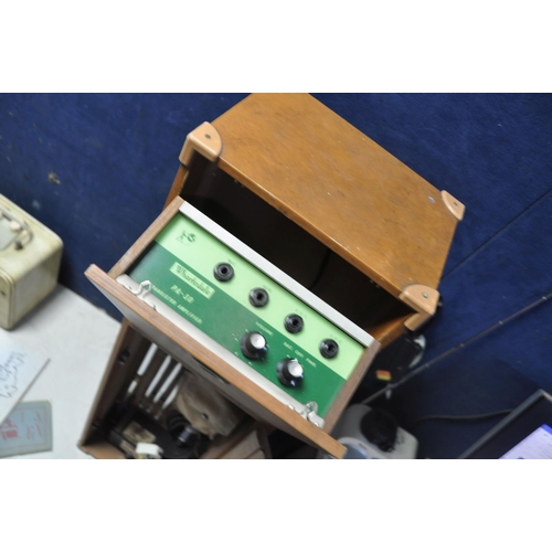 1092 - A COLLECTION OF VINTAGE AUDIO EQUIPMENT to include a Wharfdale PA-30 pa system, Technics SL-XP140 po... 