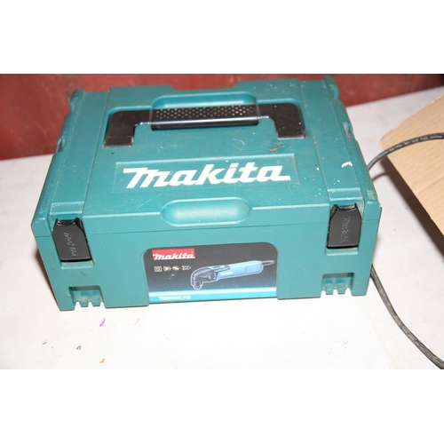 1117 - A MAKITA 240v TM3000CJ12 MULTI TOOL in case with accessories (untested)