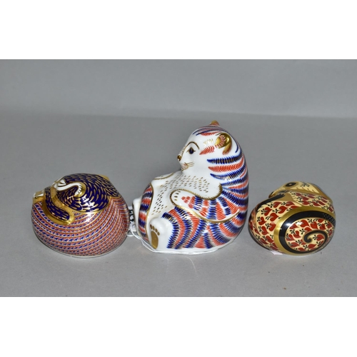 334 - THREE ROYAL CROWN DERBY PAPERWEIGHTS, all with gold stoppers, comprising Tiger Cub with date code fo... 