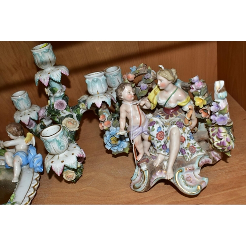 343 - A GROUP OF LATE 19TH AND EARLY 20TH CENTURY CONTINENTAL PORCELAIN IN NEED OF RESTORATION, all pieces... 