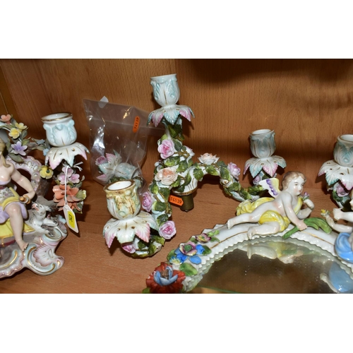 343 - A GROUP OF LATE 19TH AND EARLY 20TH CENTURY CONTINENTAL PORCELAIN IN NEED OF RESTORATION, all pieces... 