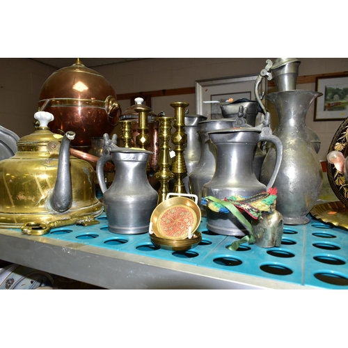 497 - A GROUP OF METALWARES, to include a copper samovar and coffee pot, pewter covered jugs with acorn fi... 