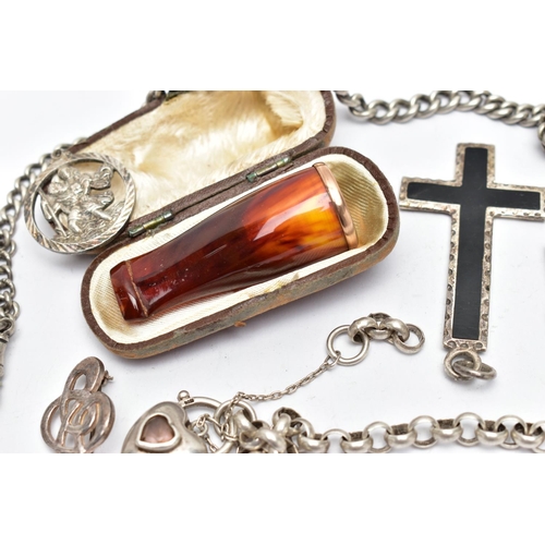 32 - AN ASSORTMENT OF SILVER, YELLOW AND WHITE METAL ITEMS, to include a silver Albert chain, graduated c... 